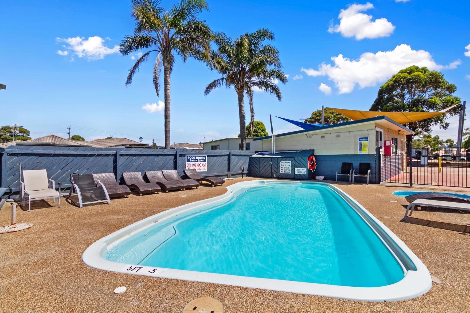 Waters Edge Holiday Park Lakes Entrance Exterior foto
